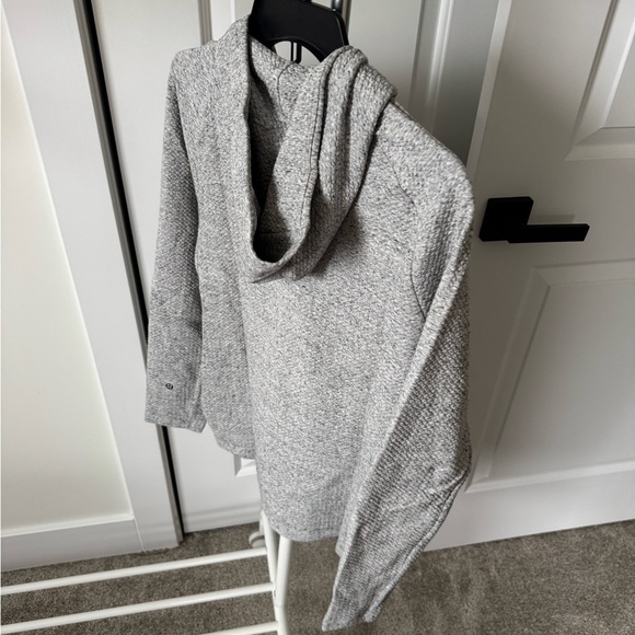 Lululemon at ease hoodie - Picture 2 of 4